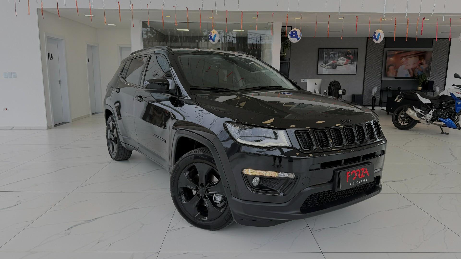 Foto numero 1 do veiculo Jeep Compass Night Eagle 2.0 4x2 Flex 16V Aut  - Preta - 2017/2018