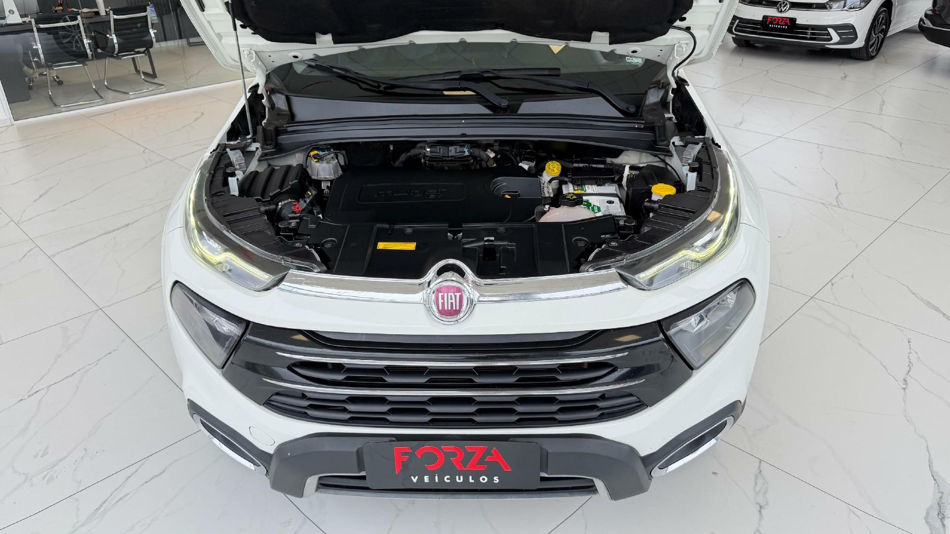 Foto numero 15 do veiculo Fiat Toro Volcano 2.0 16V 4x4 TB Diesel Aut.  - Branca - 2020/2021