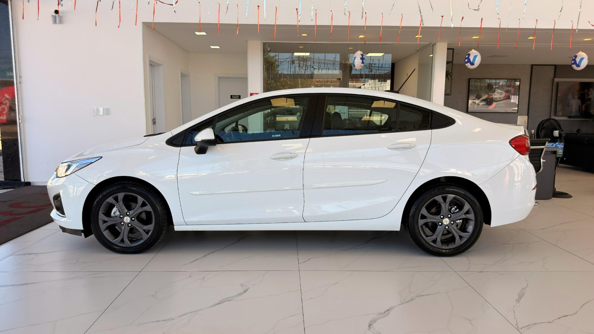 Foto numero 4 do veiculo Chevrolet Cruze LT 1.4 16V Turbo Flex 4p Aut.  - Branca - 2022/2022