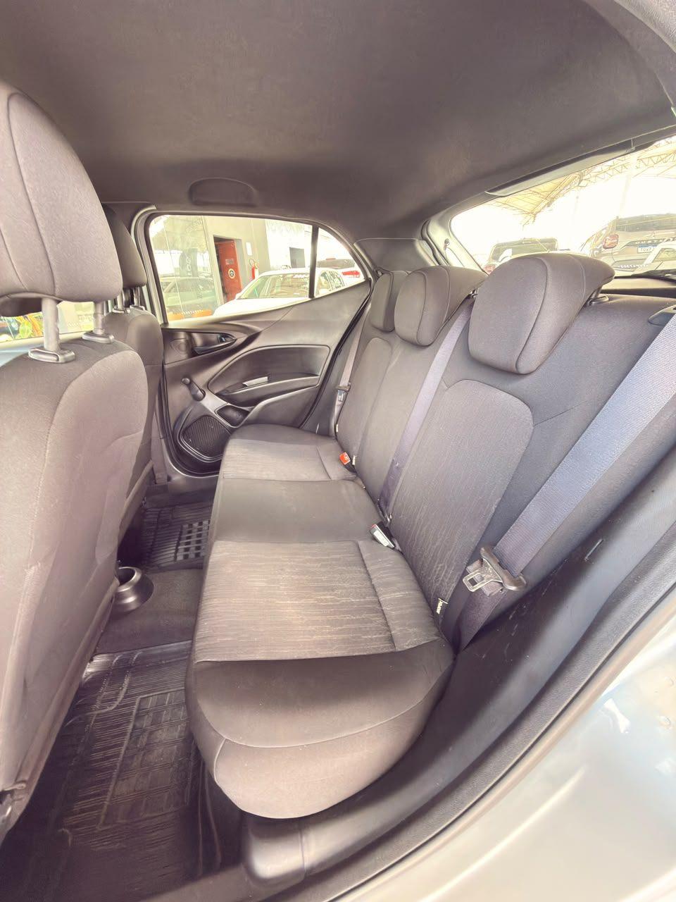 Foto numero 12 do veiculo Fiat Argo DRIVE 1.0 6V Flex  - Prata - 2025/2026