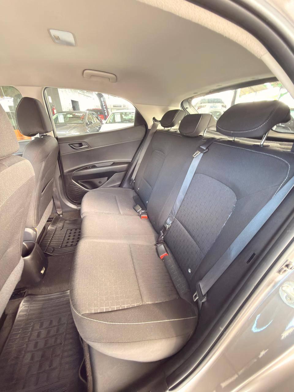 Foto numero 16 do veiculo Hyundai HB20 10M COMFORT - Prata - 2024/2025