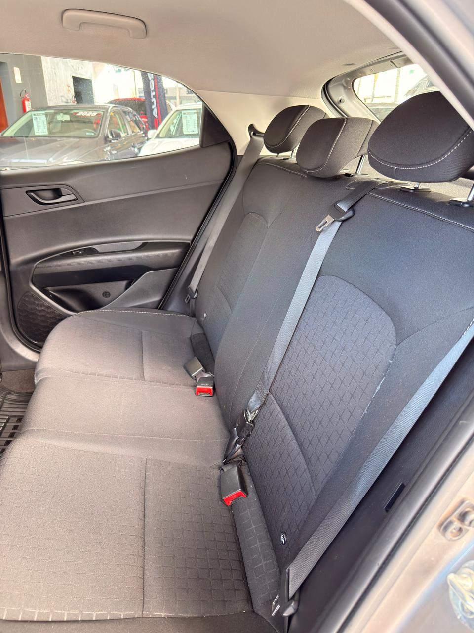 Foto numero 23 do veiculo Hyundai HB20 10M COMFORT - Prata - 2024/2025