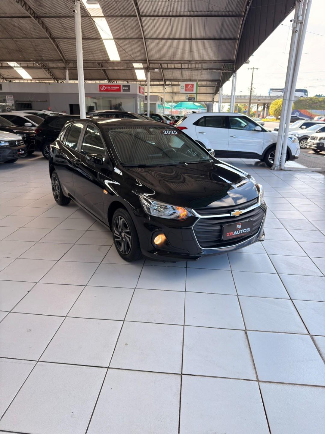 Foto numero 9 do veiculo Chevrolet Onix HATCH LT 1.0 12V Flex 5p Mec. - Preta - 2024/2025