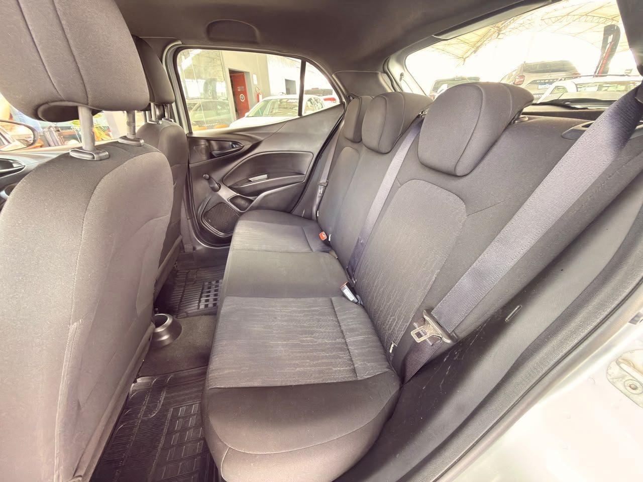Foto numero 13 do veiculo Fiat Argo DRIVE 1.0 6V Flex  - Prata - 2025/2026
