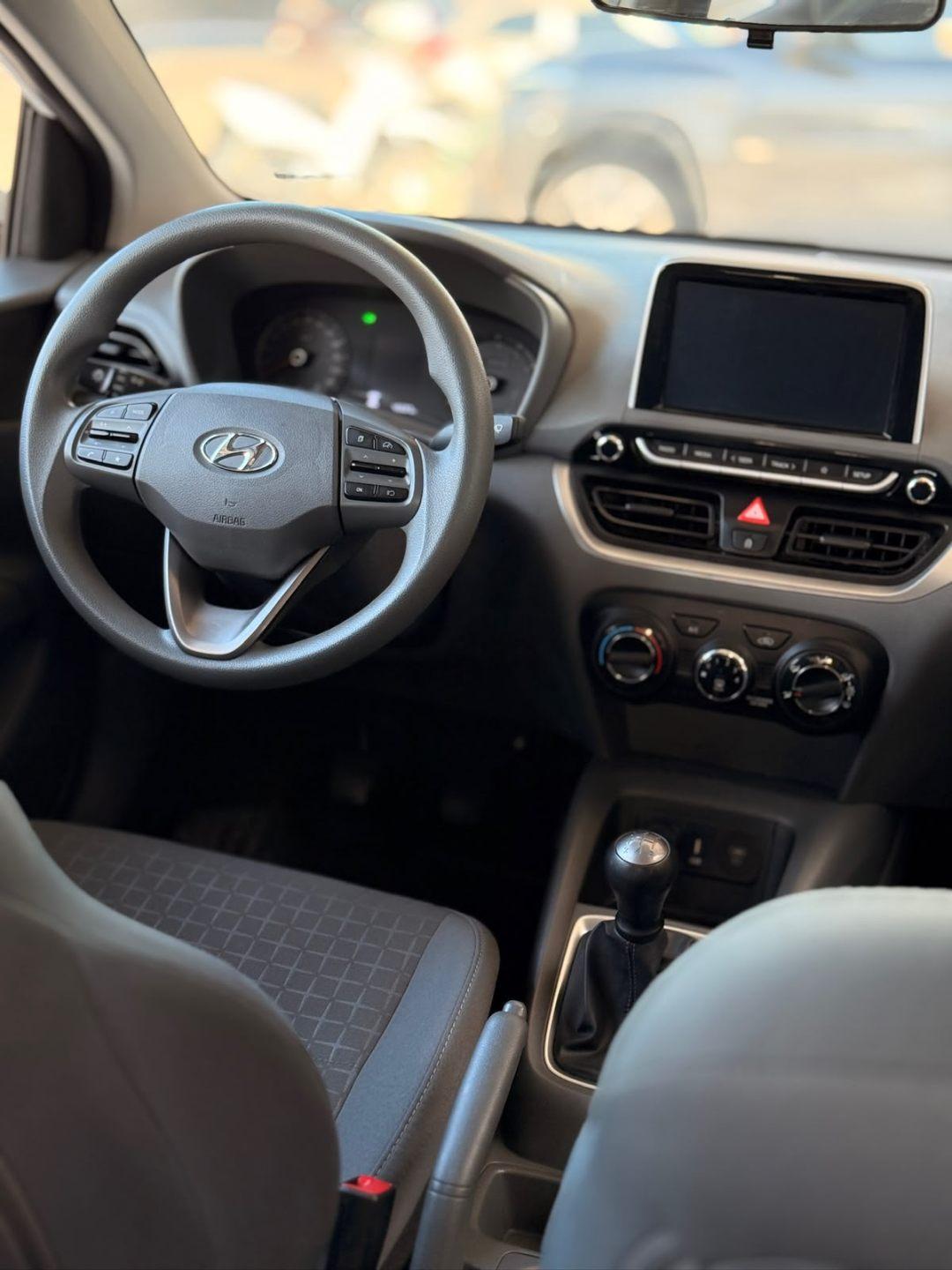 Foto numero 6 do veiculo Hyundai HB20S C.Plus/C.Style1.0 Flex 12V Mec. 4P  - Branca - 2024/2025