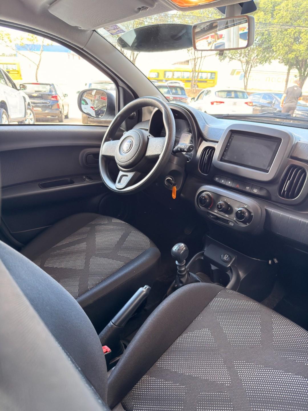 Foto numero 2 do veiculo Fiat Mobi LIKE 1.0 Fire Flex 5p.  - Branca - 2025/2025