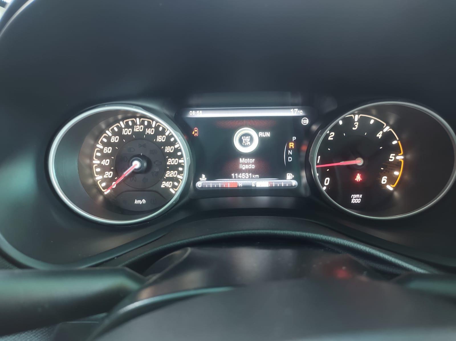Foto numero 11 do veiculo Fiat Toro Volcano 2.0 16V 4x4 TB Diesel Aut.  - Preta - 2020/2020