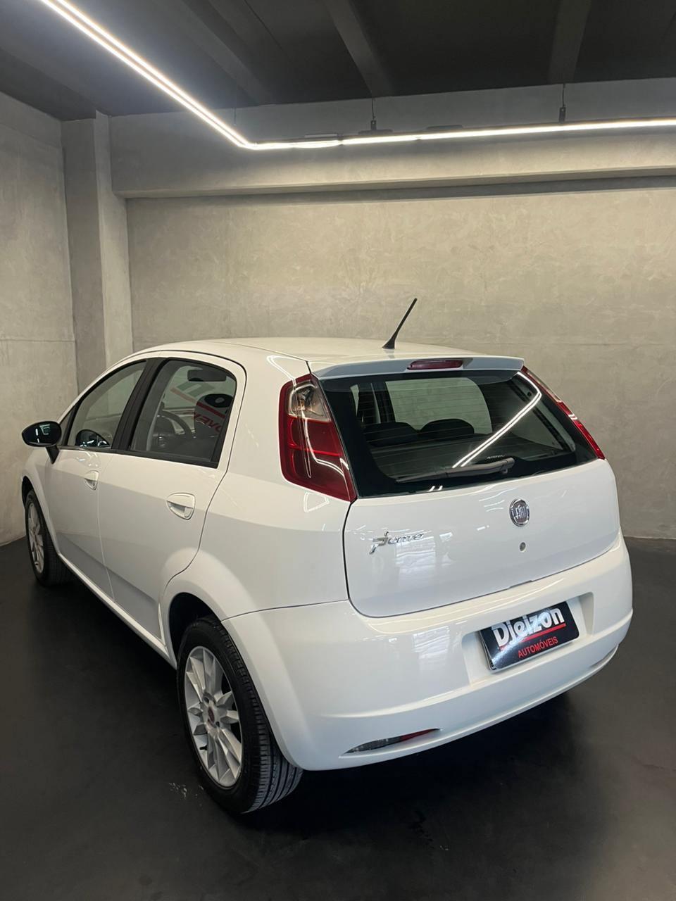 Fiat Punto ESSENCE 1.6 2011