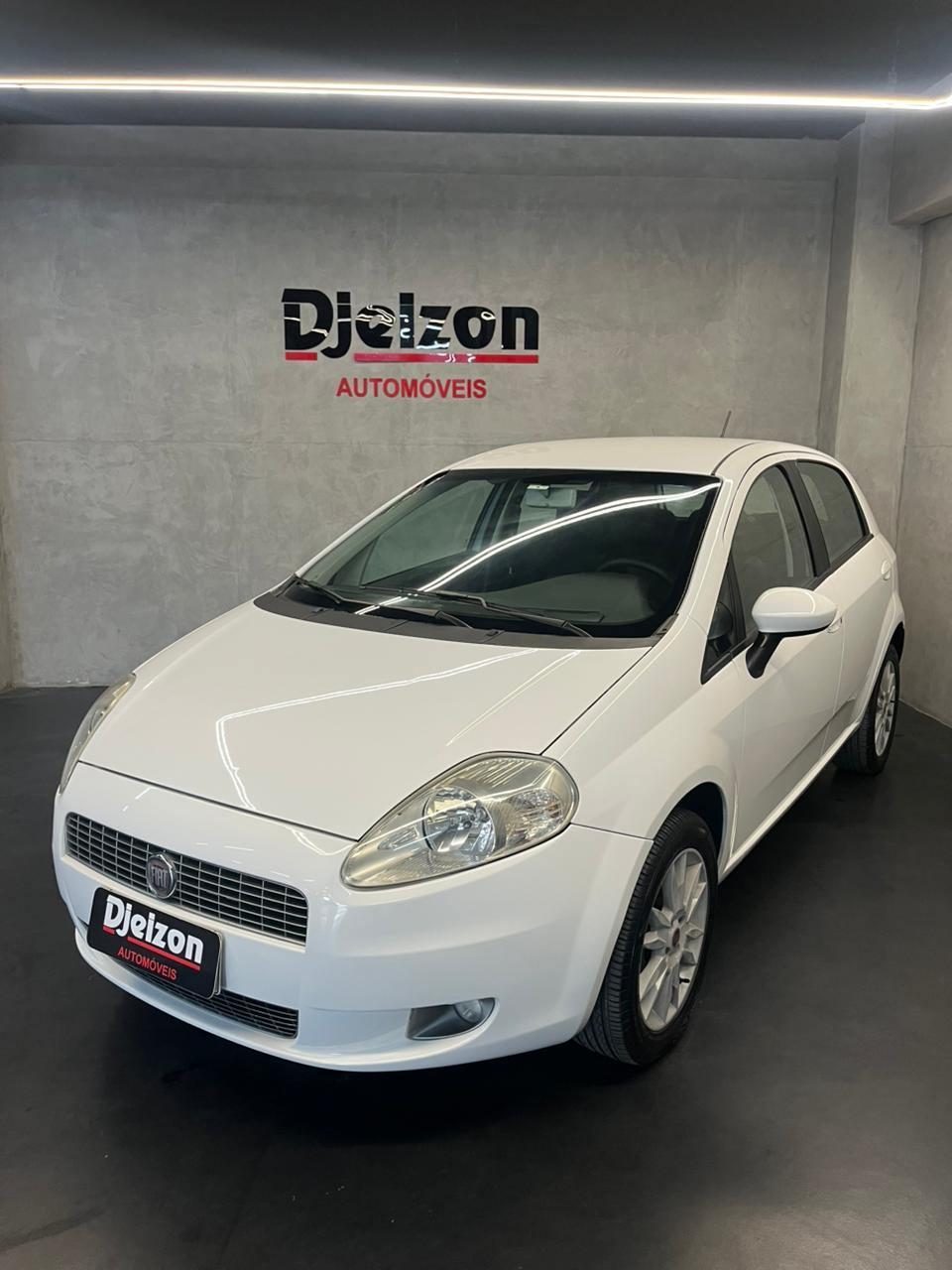 Fiat Punto ESSENCE 1.6 2011