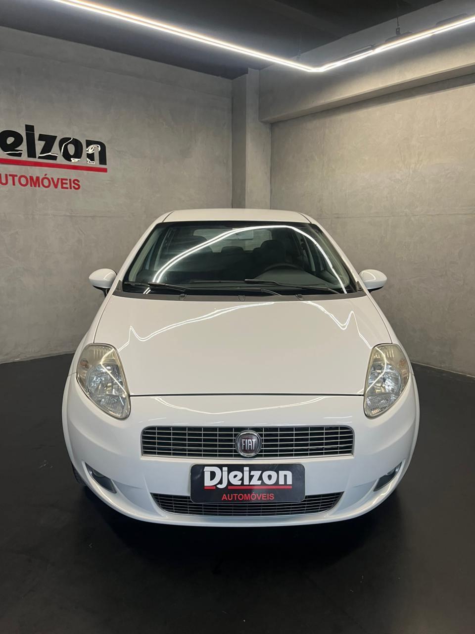 Fiat Punto ESSENCE 1.6 2011