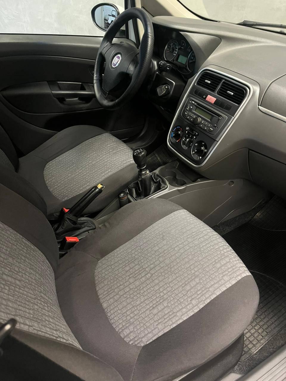 Fiat Punto ESSENCE 1.6 2011