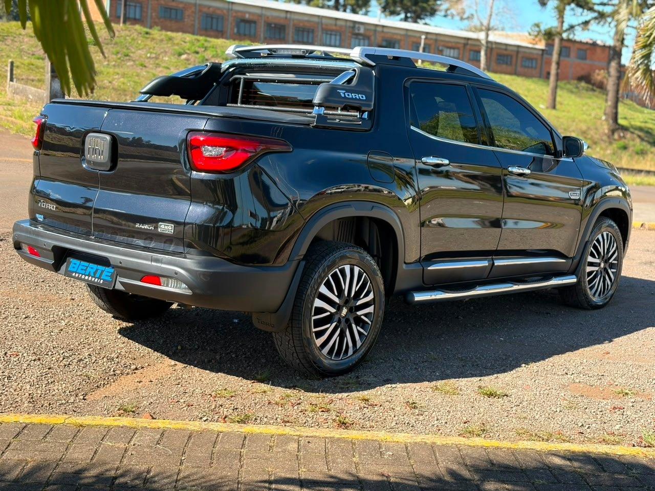 Foto numero 3 do veiculo Fiat Toro Ranch 2.0 4x4 TB Diesel Aut. - Preta - 2025/2025
