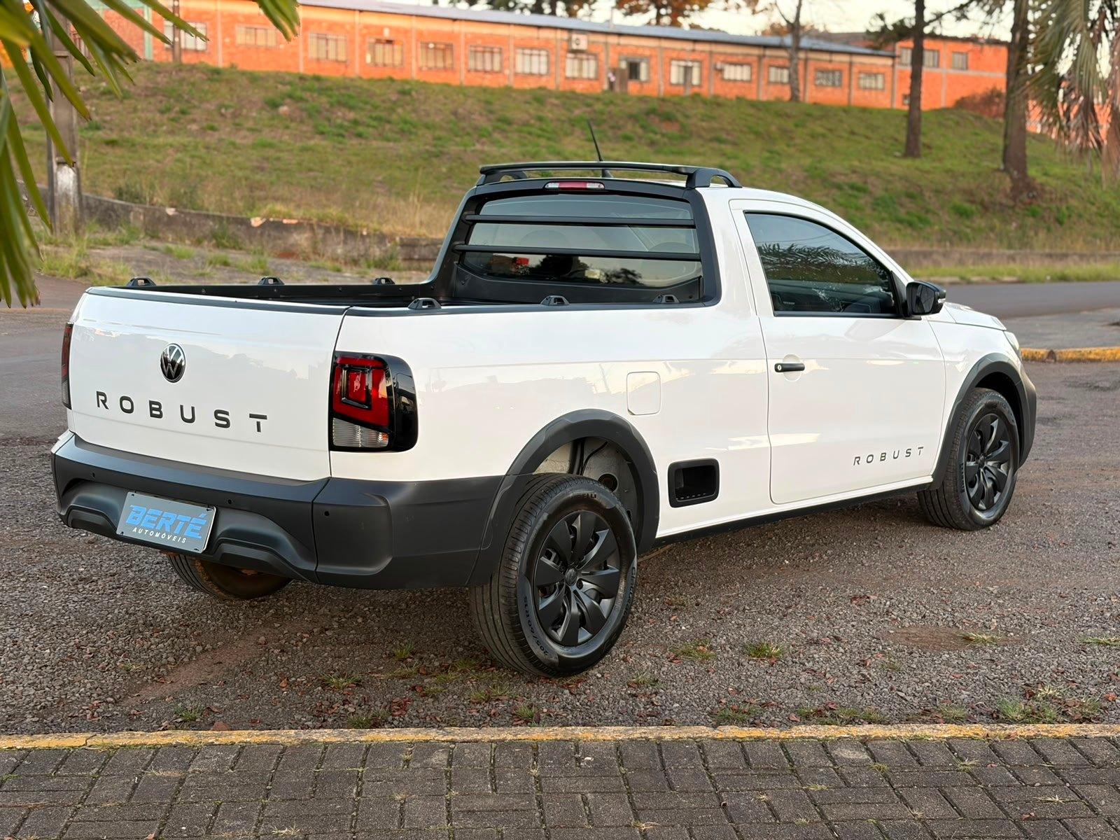 Foto numero 3 do veiculo Volkswagen Saveiro Robust 1.6 Total Flex - Branca - 2024/2025