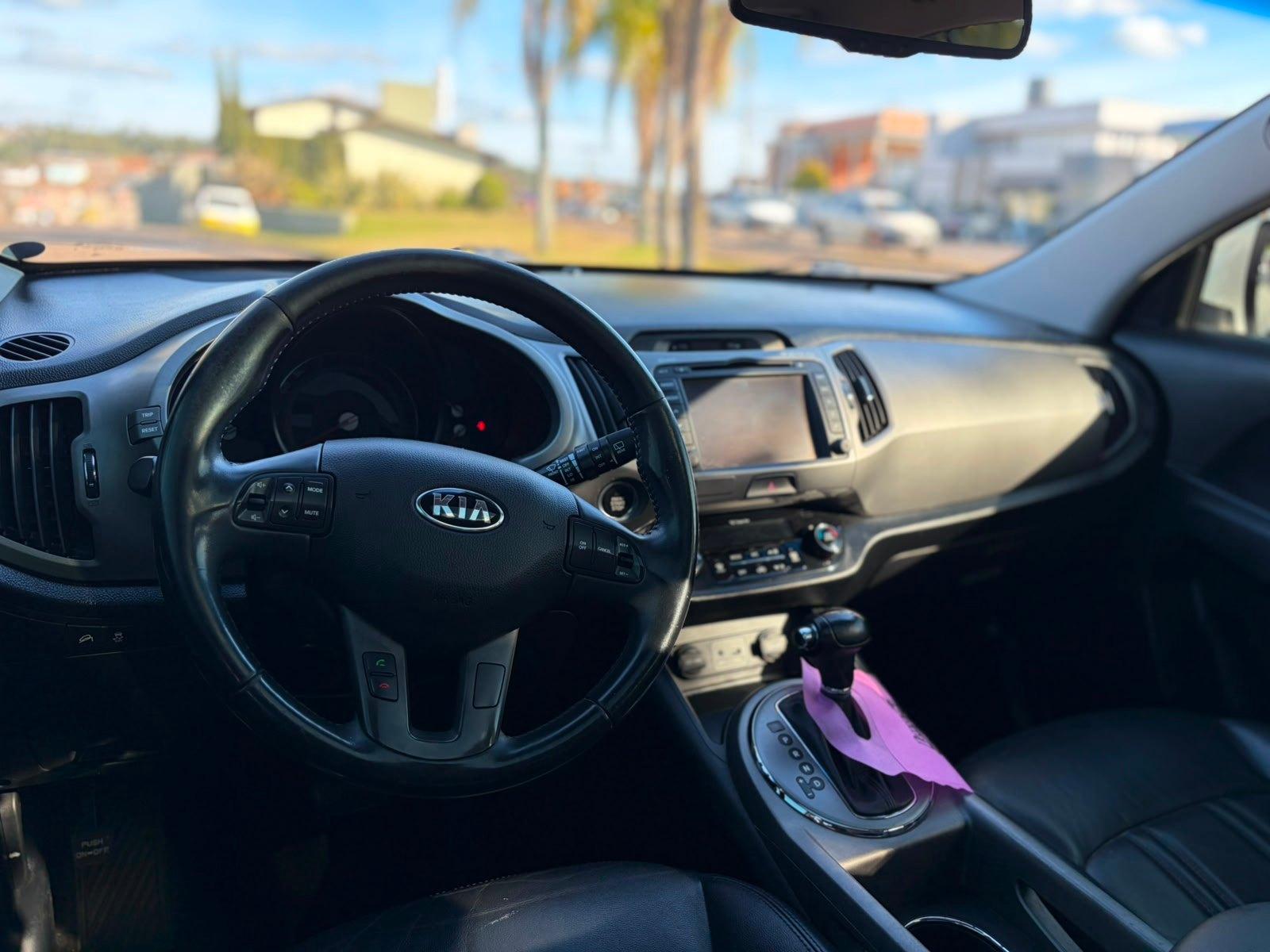 Foto numero 6 do veiculo Kia Sportage EX 2.0 Flex Aut. - Branca - 2015/2016