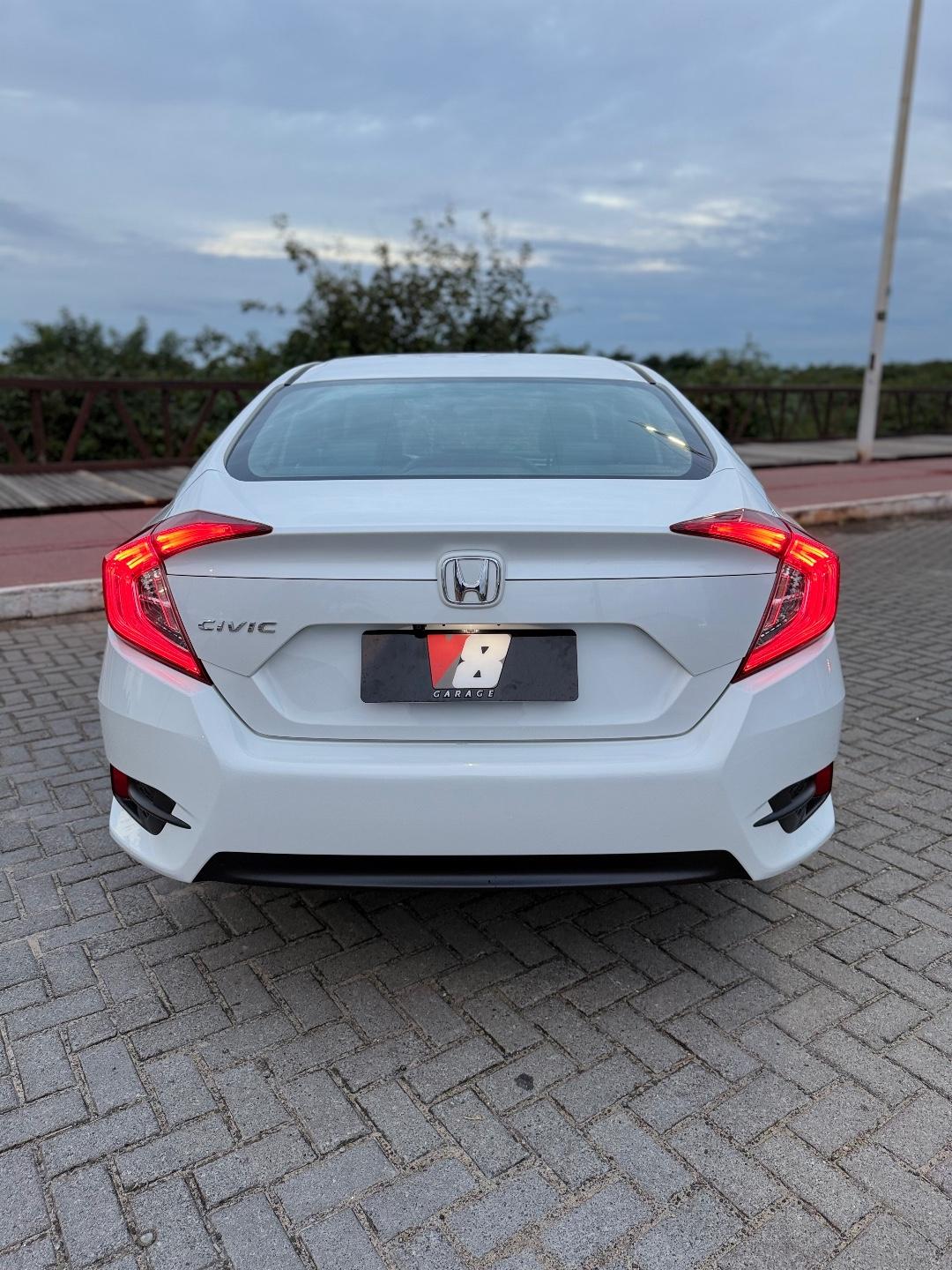 Foto numero 6 do veiculo Honda Civic Sedan EX 2.0 Flex 16V Aut.4p  - Branca - 2017/2017