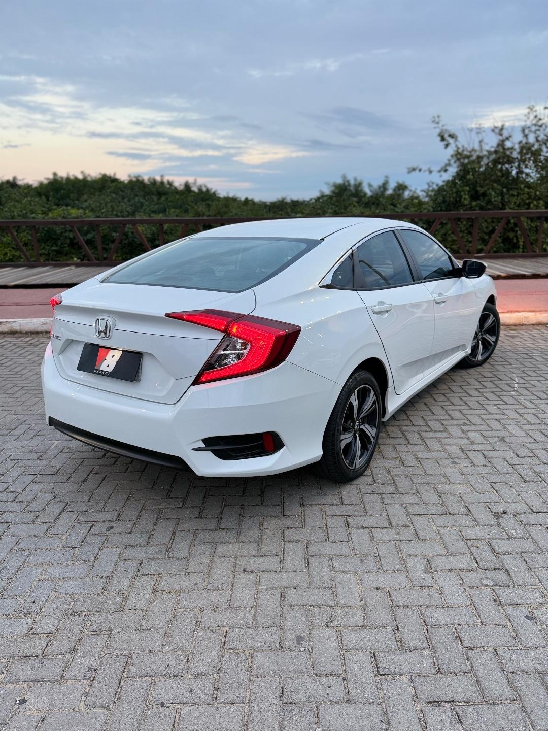 Foto numero 5 do veiculo Honda Civic Sedan EX 2.0 Flex 16V Aut.4p  - Branca - 2017/2017