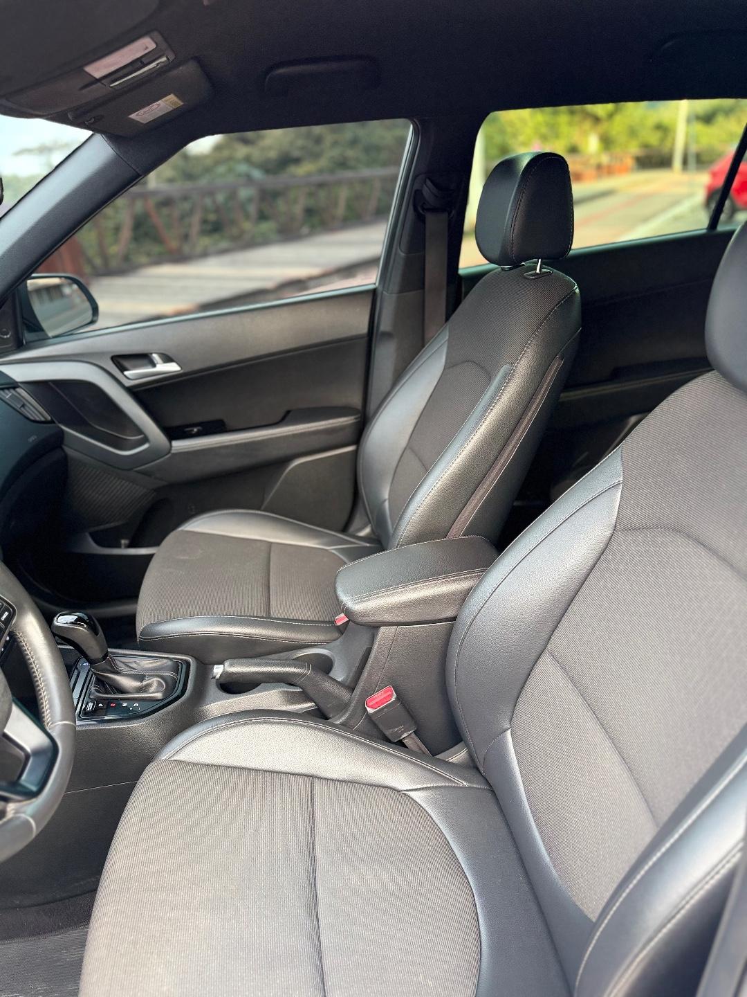 Foto numero 14 do veiculo Hyundai Creta Sport 2.0 16V Flex Aut.  - Prata - 2018/2018