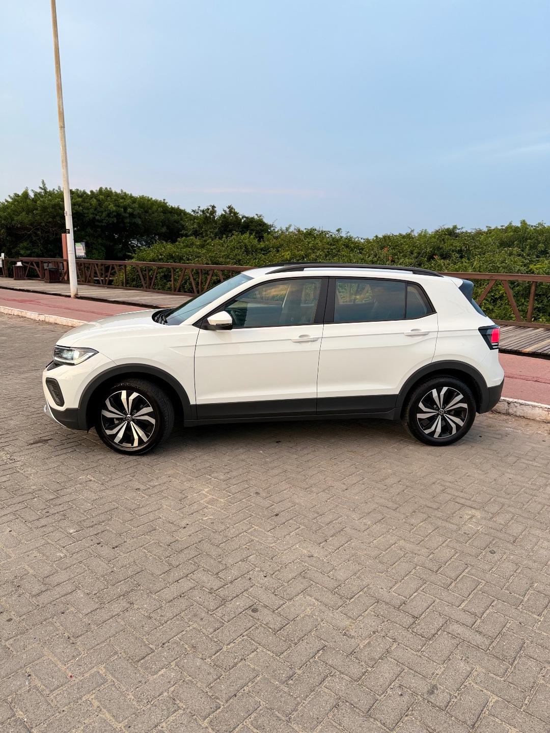 Foto numero 3 do veiculo Volkswagen T-Cross 200 TSI 1.0  Flex 12V 5p Aut.  - Branca - 2024/2025