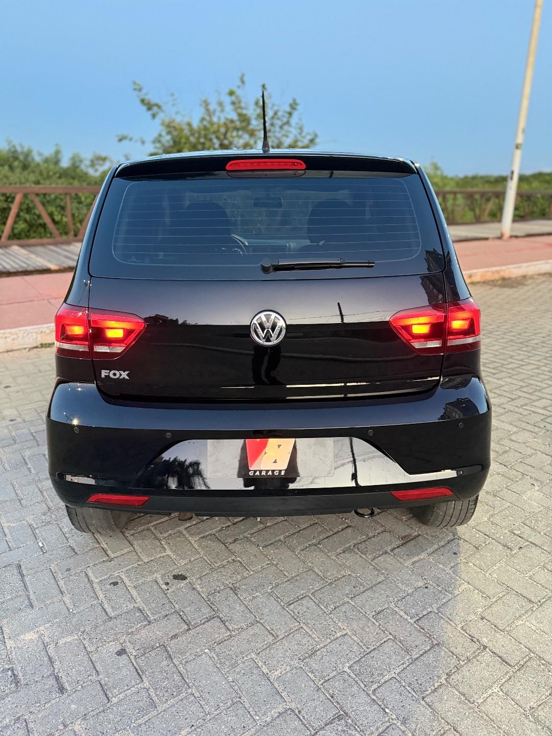 Foto numero 6 do veiculo Volkswagen Fox Connect 1.6 Flex 8V 5p  - Preta - 2018/2018