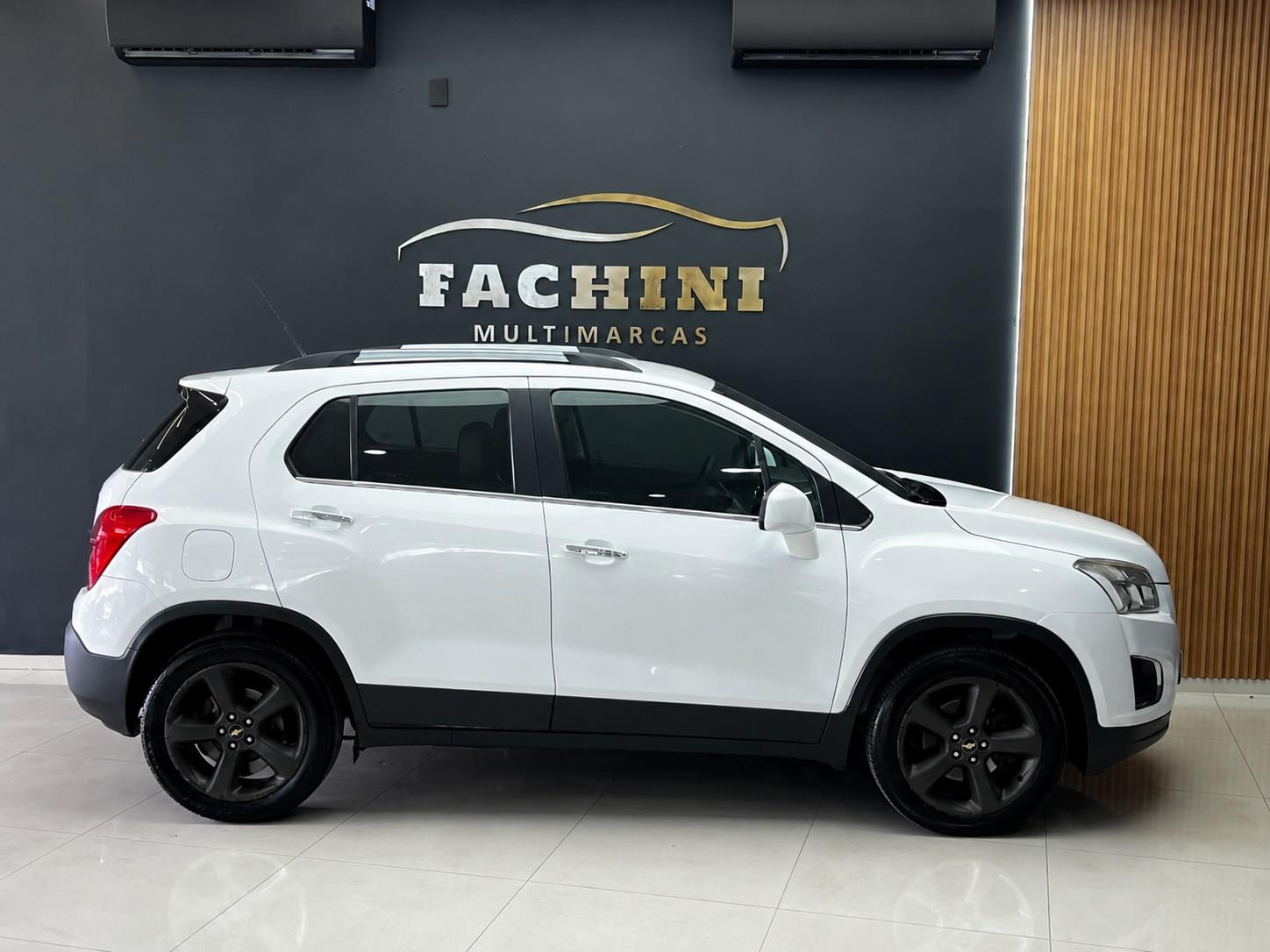 Foto numero 11 do veiculo Chevrolet Tracker LTZ 1.8 16V Flex 4x2 Aut. - Branca - 2015/2015