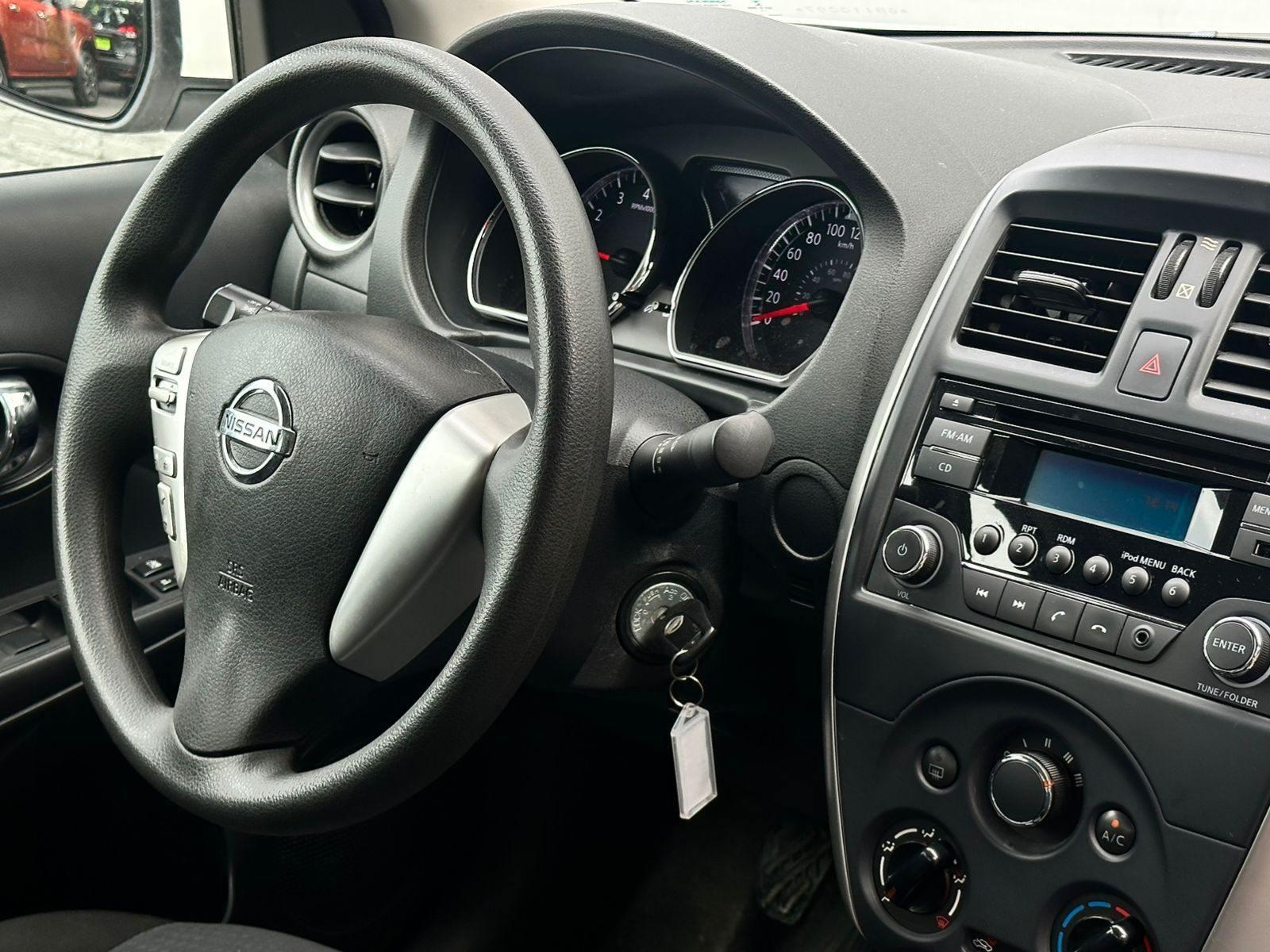 Nissan Versa SL 1.6 16V FlexStart 4p Mec. 2016