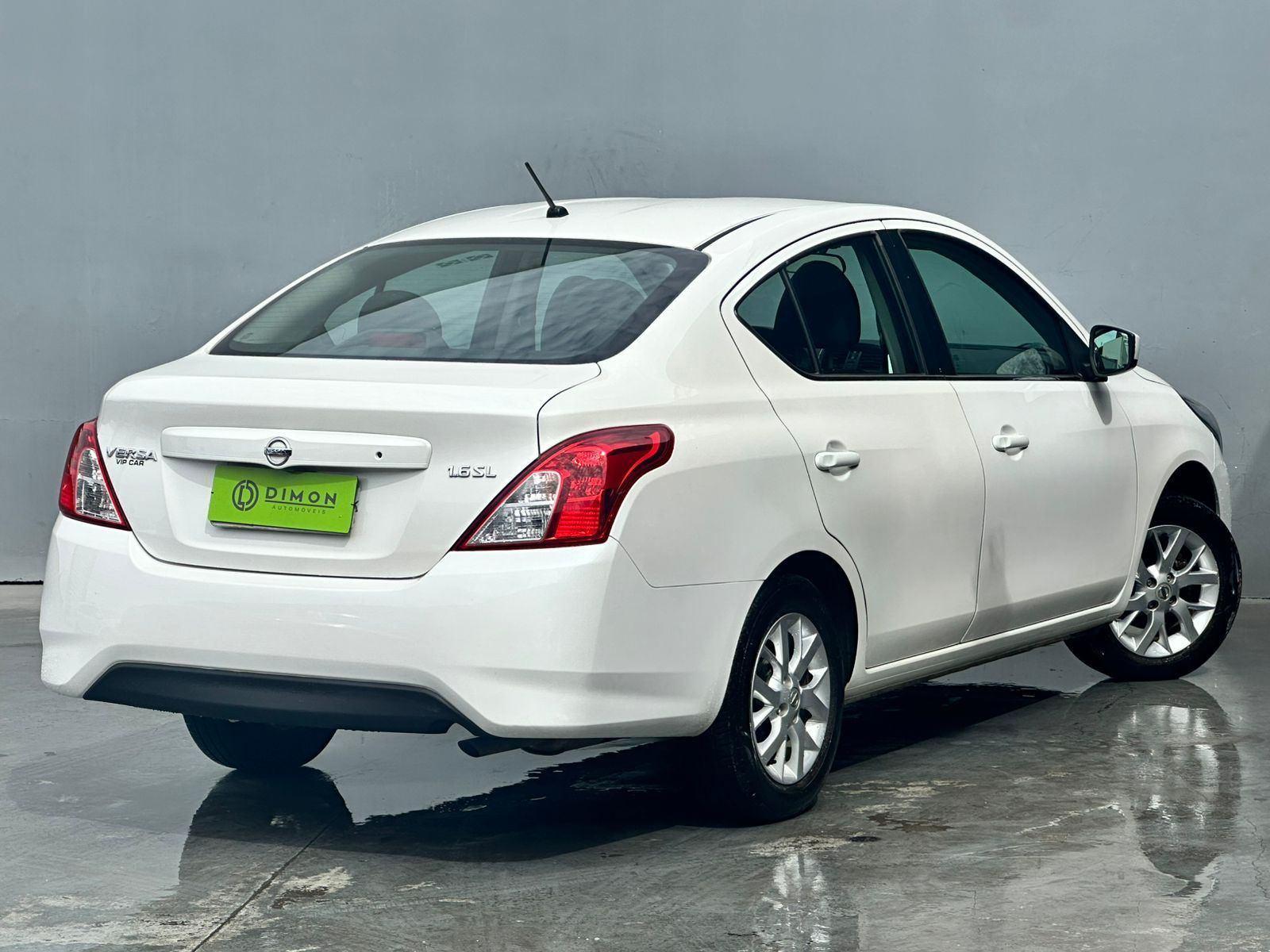 Nissan Versa SL 1.6 16V FlexStart 4p Mec. 2016