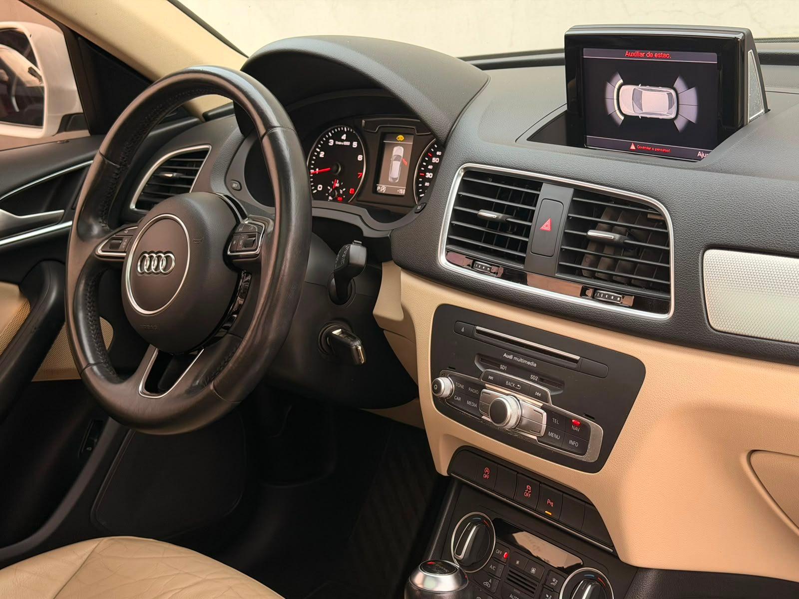 Audi Q3 1.4 TFSI/TFSI Flex S-tronic 5p 2017