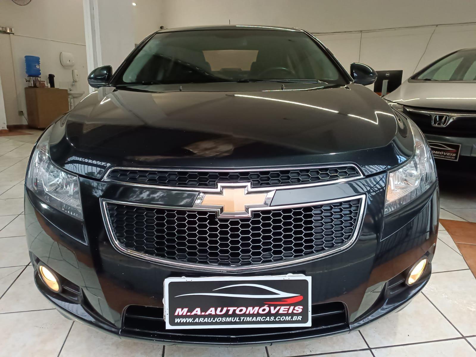Foto numero 17 do veiculo Chevrolet Cruze LT 1.8 16V FlexPower 4p Aut.  - Preta - 2012/2012