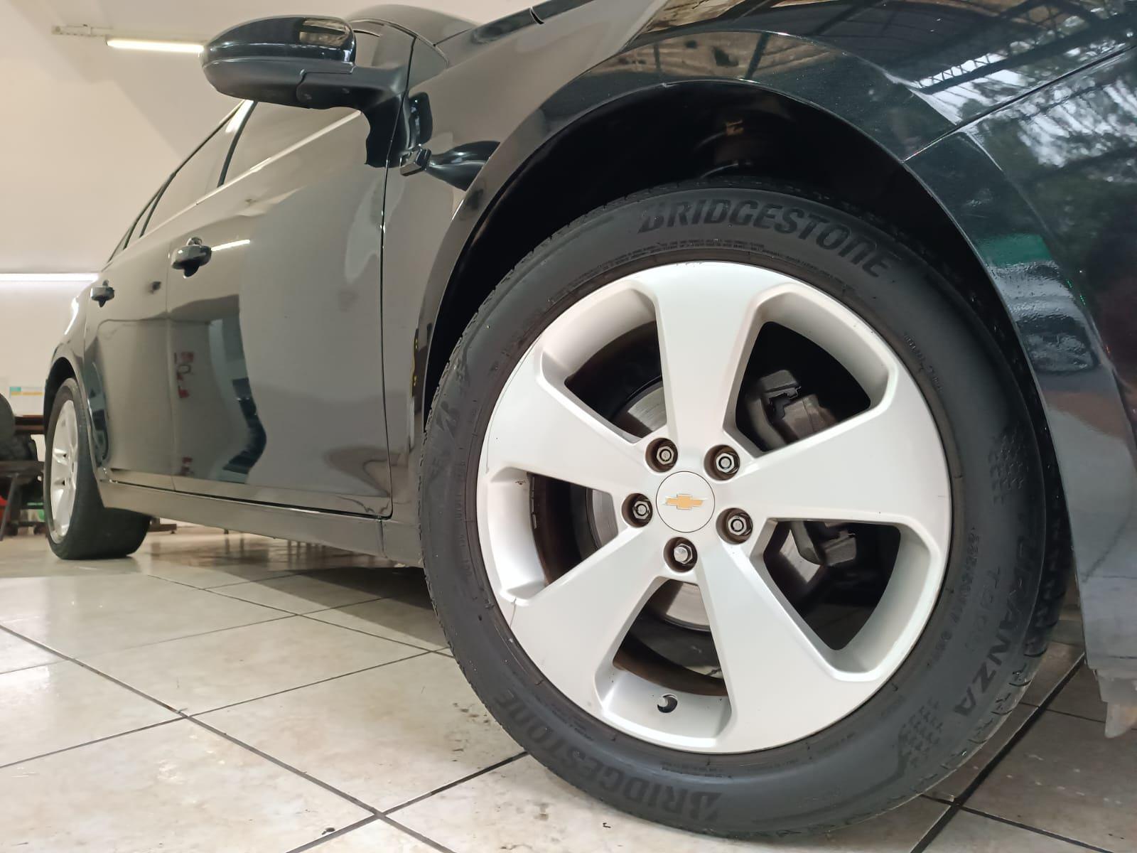 Foto numero 12 do veiculo Chevrolet Cruze LT 1.8 16V FlexPower 4p Aut.  - Preta - 2012/2012
