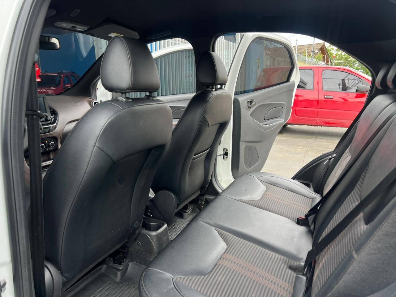 Foto numero 15 do veiculo Ford KA 1.0 FREESTYLE 12V Flex 5p Mec. - Branca - 2019/2020