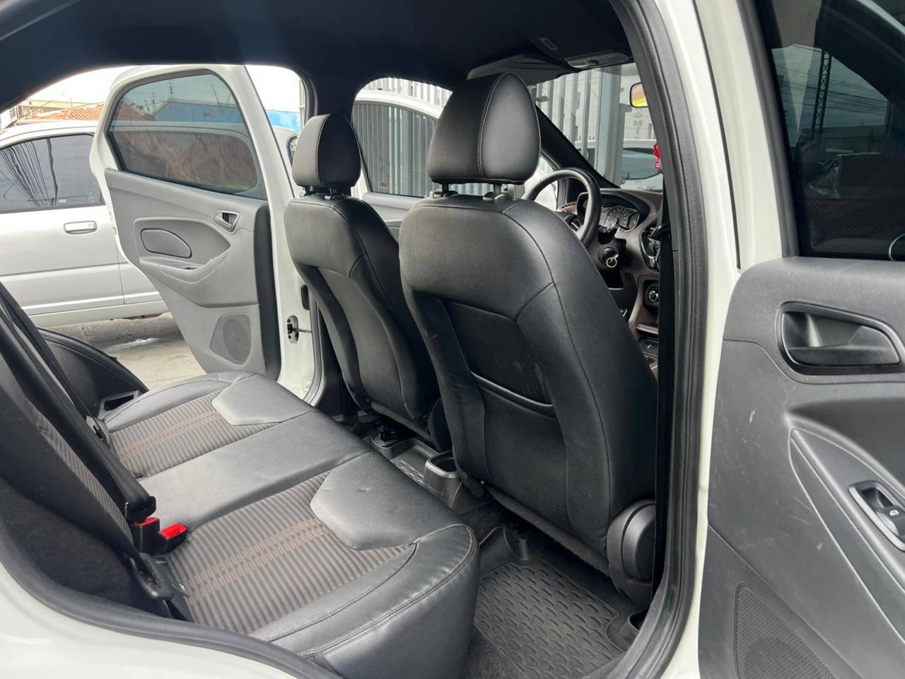 Foto numero 9 do veiculo Ford KA 1.0 FREESTYLE 12V Flex 5p Mec. - Branca - 2019/2020