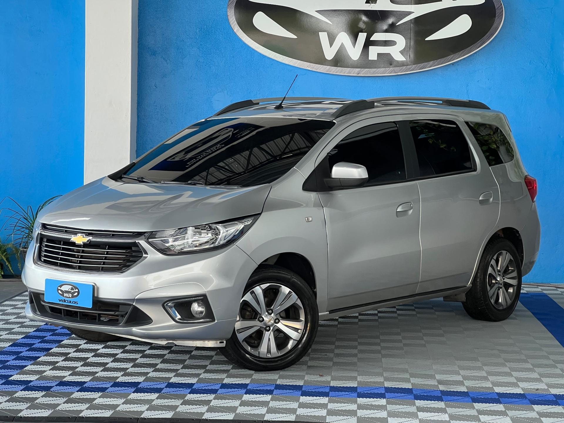 Foto numero 2 do veiculo Chevrolet Spin HEV/ 18L AT PREMIER - Prata - 2021/2022