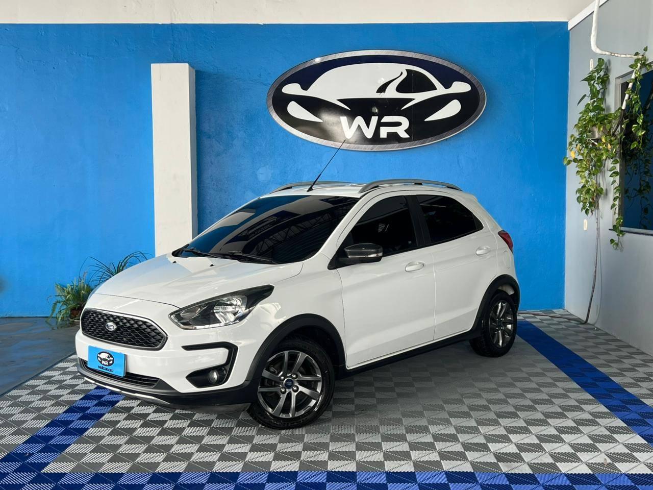 Foto numero 2 do veiculo Ford KA 1.0 FREESTYLE 12V Flex 5p Mec. - Branca - 2019/2020