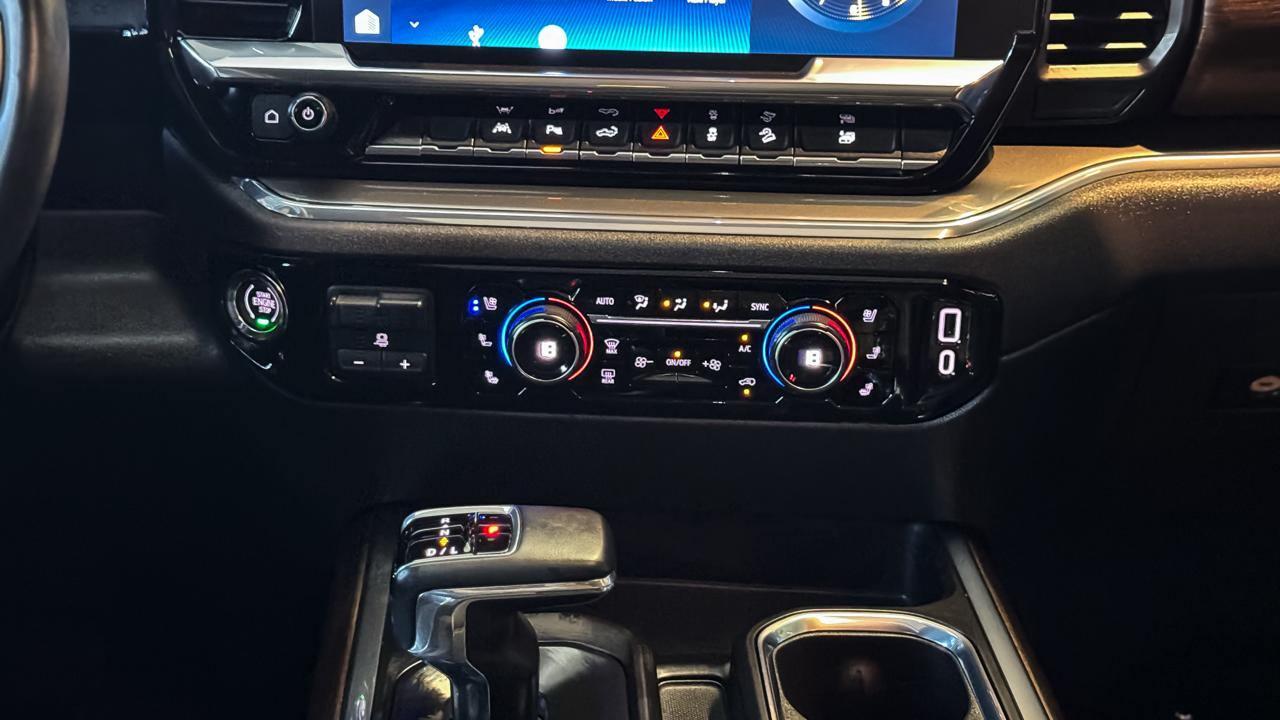 Foto numero 2 do veiculo Chevrolet Silverado High Country 5.3 V8 AWD Aut. - Cinza - 2023/2024