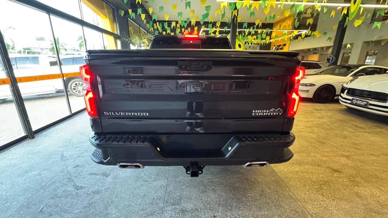 Foto numero 21 do veiculo Chevrolet Silverado High Country 5.3 V8 AWD Aut. - Cinza - 2023/2024