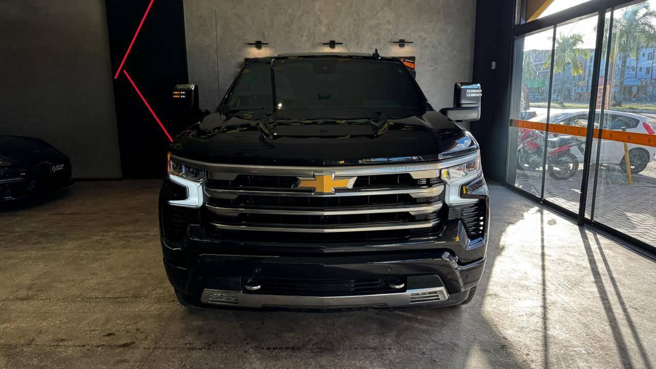 Foto numero 13 do veiculo Chevrolet Silverado High Country 5.3 V8 AWD Aut. - Cinza - 2023/2024
