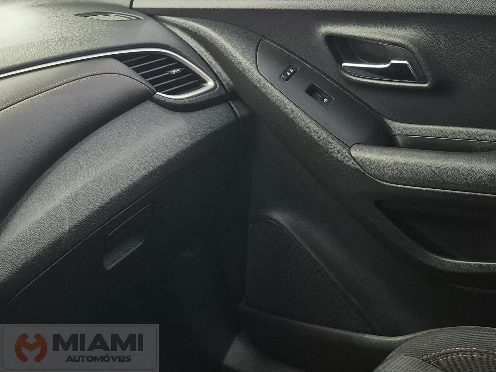 Foto numero 16 do veiculo Chevrolet Tracker LT 1.4 Turbo  - Vermelha - 2017/2018