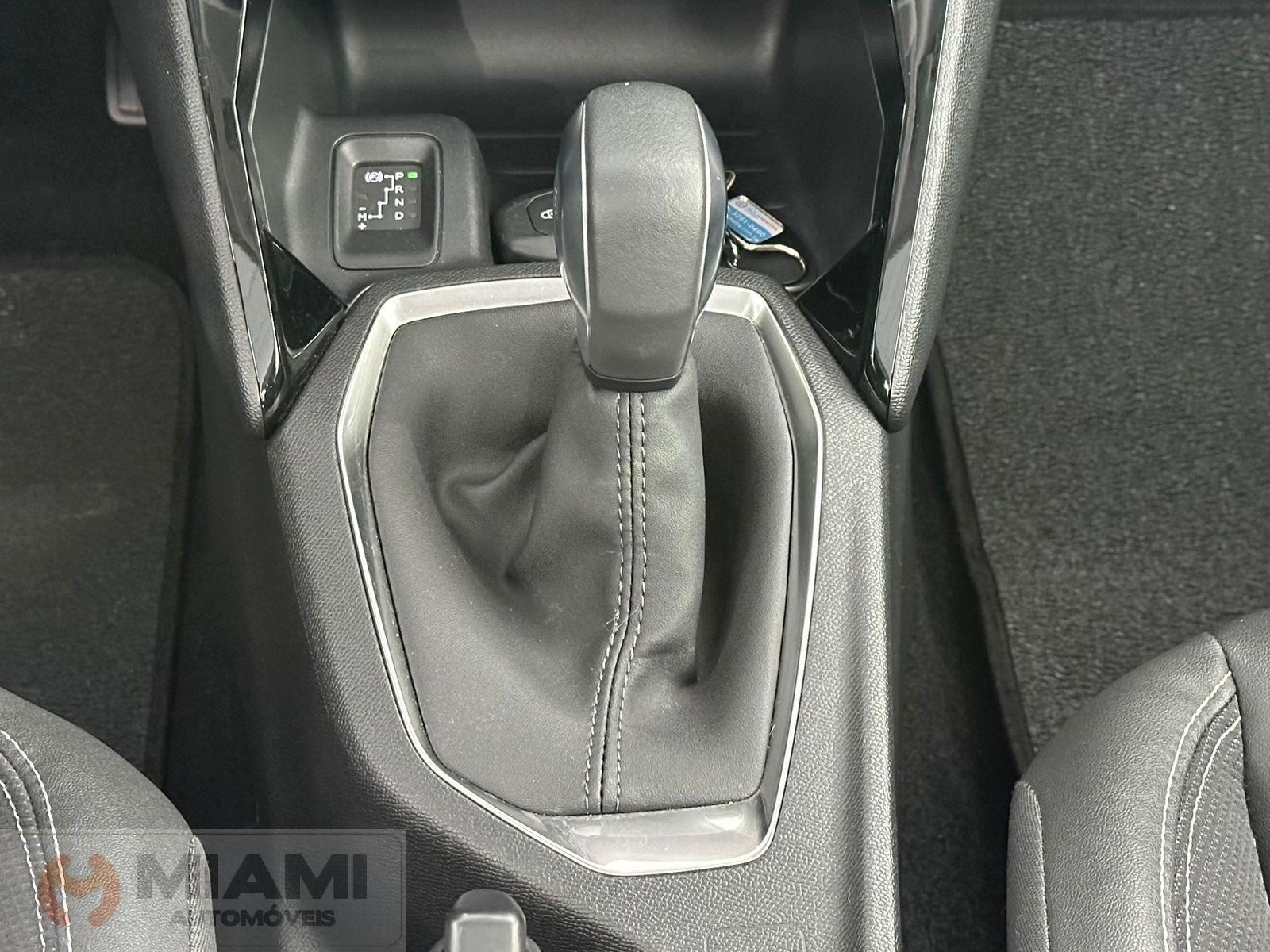 Foto numero 7 do veiculo Peugeot 208 Griffe 1.6  - Branca - 2022/2023