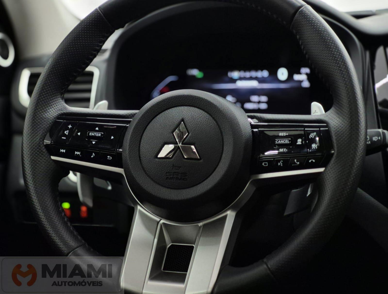 Foto numero 9 do veiculo Mitsubishi Pajero SPORT Legend 2.4 4x4  - Preta - 2024/2025