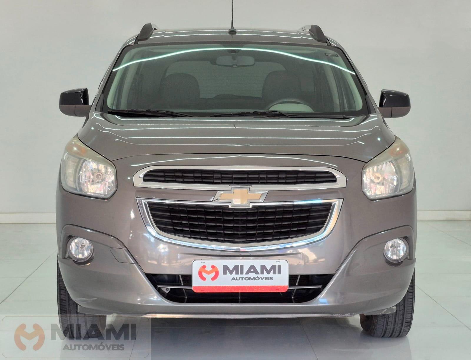 Foto numero 2 do veiculo Chevrolet Spin Advantage 1.8  - Cinza - 2013/2014