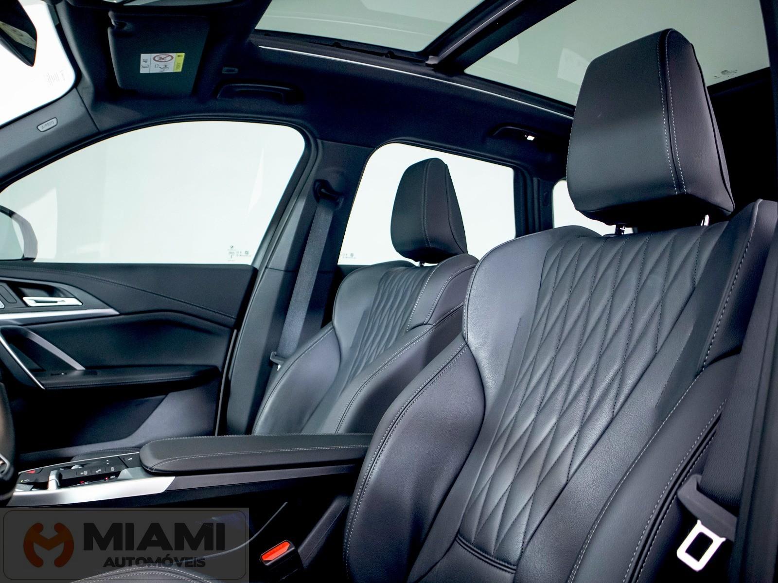 Foto numero 12 do veiculo BMW X1 sDrive20i M Sport 2.0  - Branca - 2024/2025