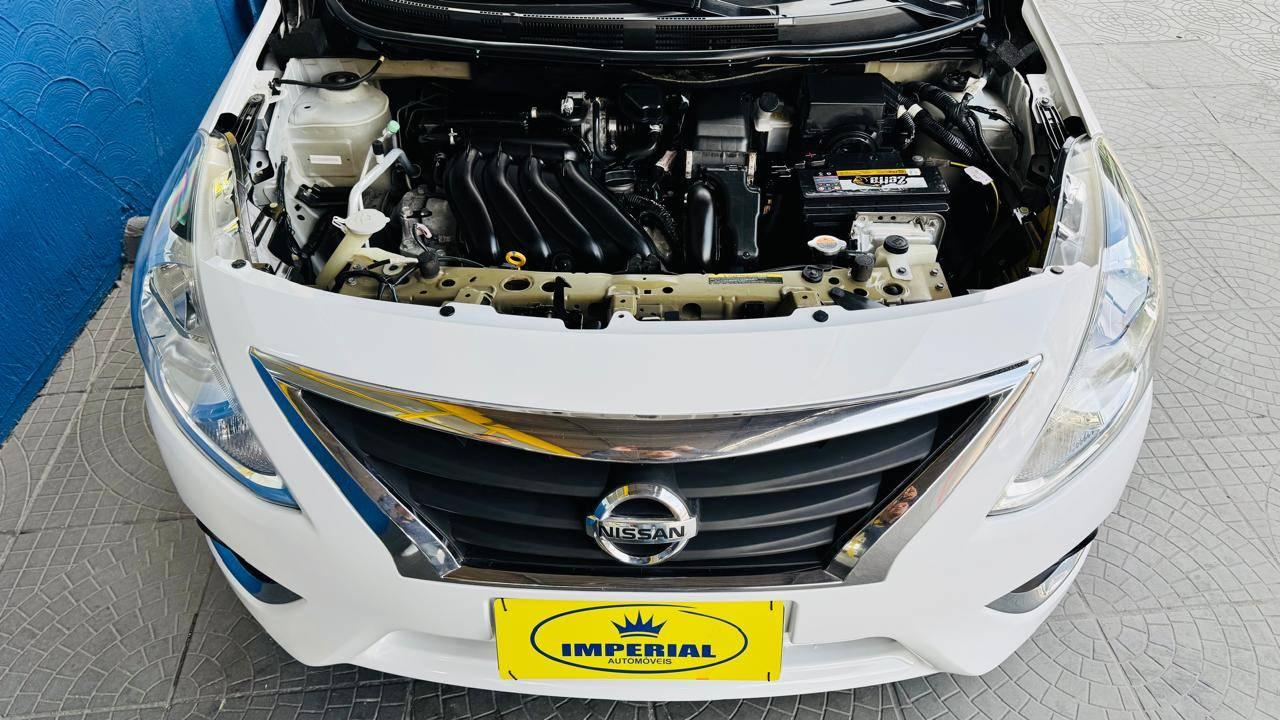 Nissan Versa SL 1.6 16V FlexStart 4p Aut. 2017
