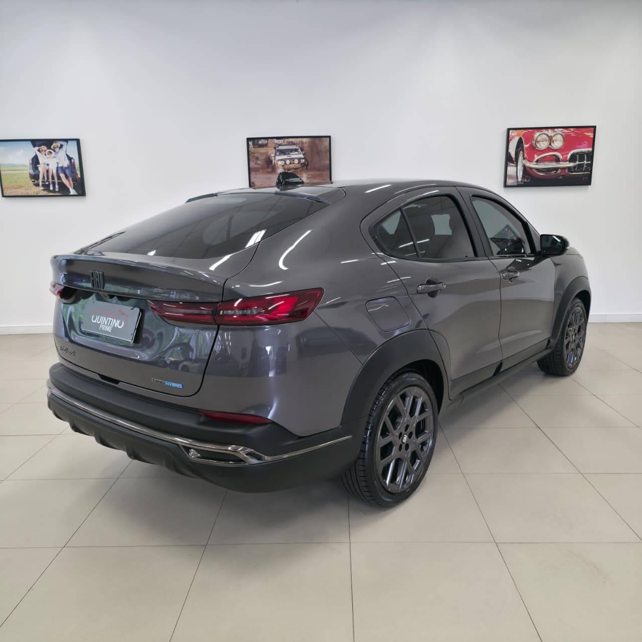 Foto numero 3 do veiculo Fiat Fastback IMPETUS HY - Cinza - 2025/2026