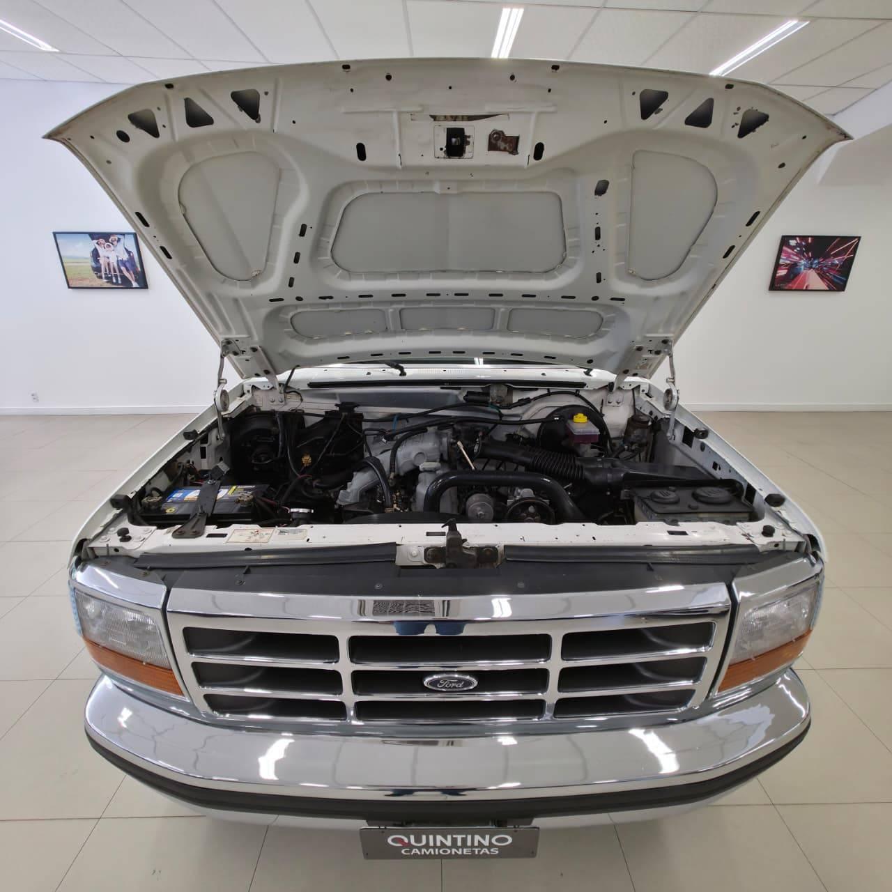 Foto numero 24 do veiculo Ford F-1000 XL 4.9i  - Branca - 1998/1998