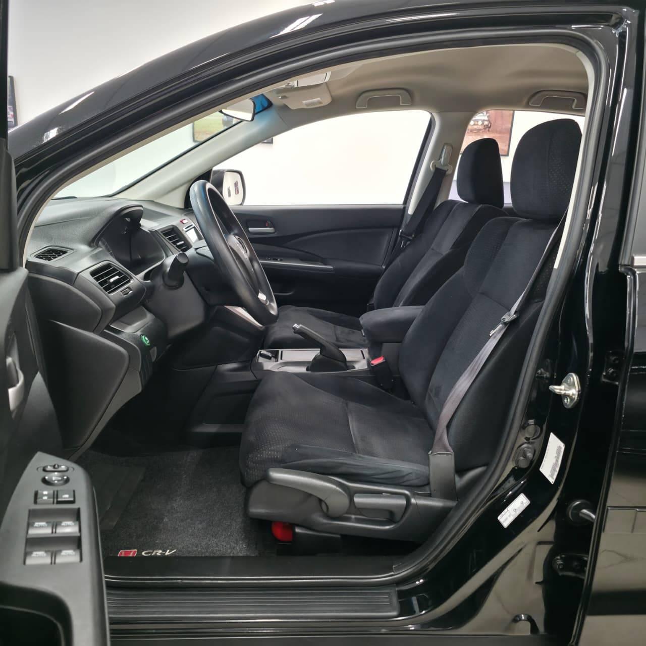 Foto numero 10 do veiculo Honda CR-V LX 2.0 16V 2WD/2.0 Flexone Aut.  - Preta - 2012/2012
