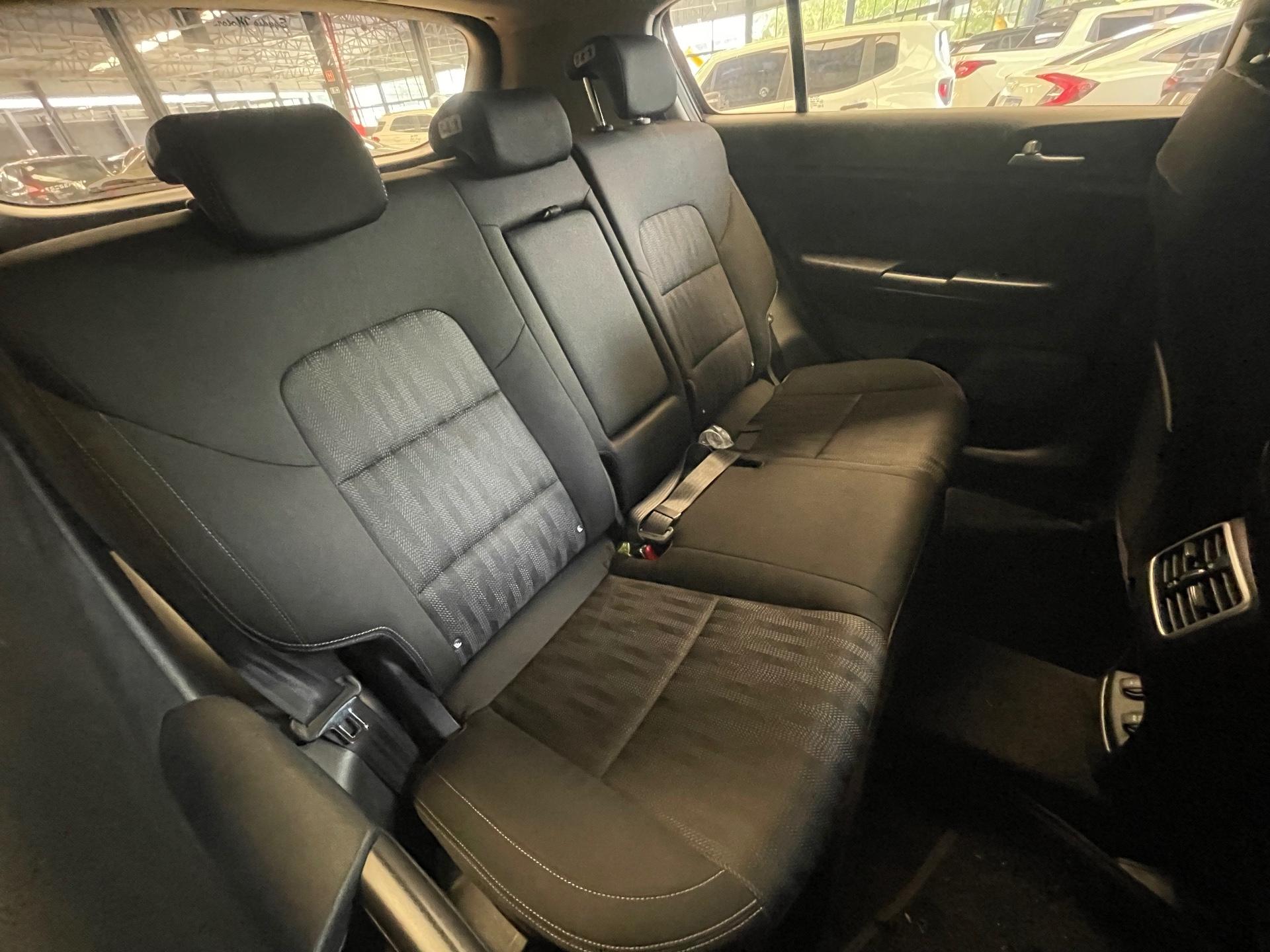 Foto numero 9 do veiculo Kia Sportage /  LX2 FFG3 - Preta - 2018/2019