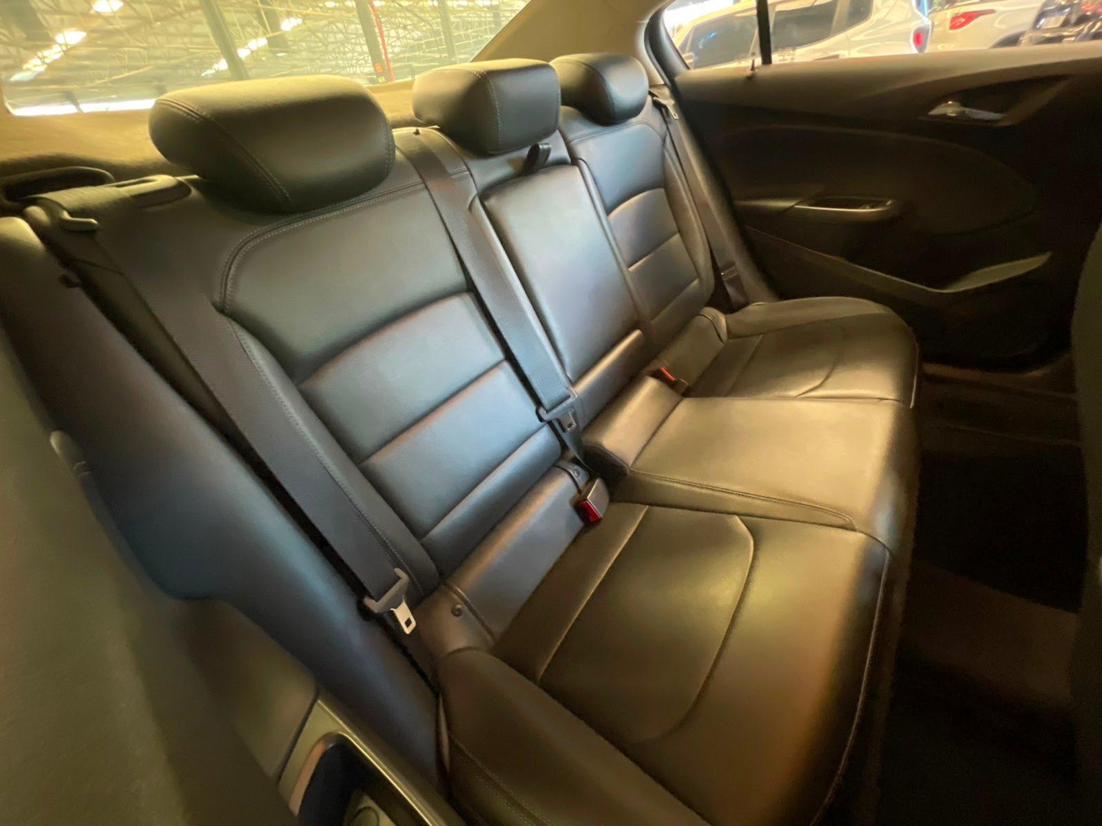 Foto numero 9 do veiculo Chevrolet Cruze /CHEV  LT NB AT - Prata - 2018/2018