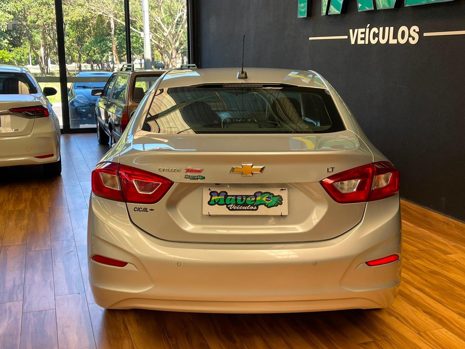 Foto numero 11 do veiculo Chevrolet Cruze /CHEV  LT NB AT - Prata - 2018/2018
