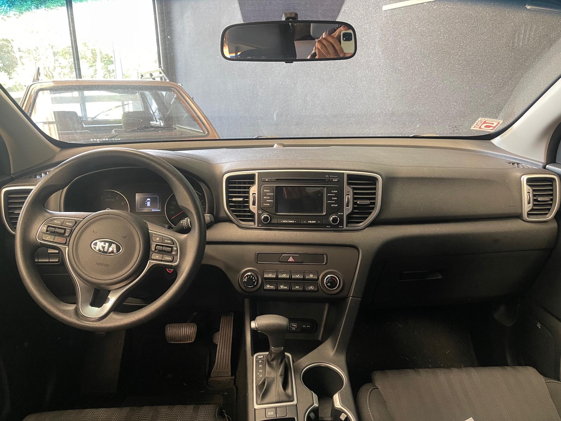 Foto numero 3 do veiculo Kia Sportage /  LX2 FFG3 - Preta - 2018/2019