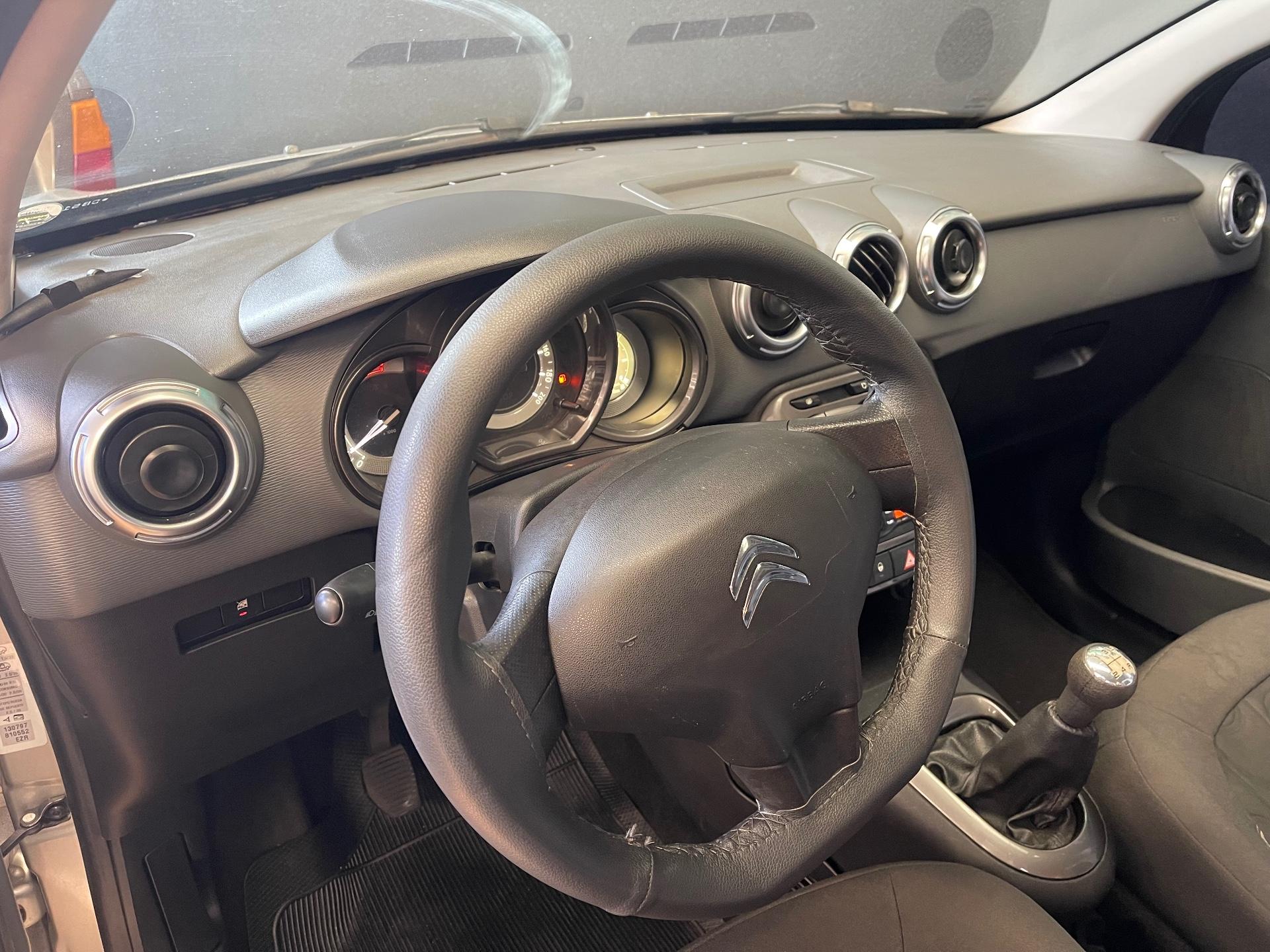 Foto numero 7 do veiculo Citroën C3 Mec. 1.5 TENDANCE - Prata - 2012/2013